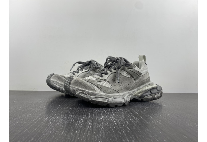 BLCG 3XL SNEAKER 759693-W3XLH-1212