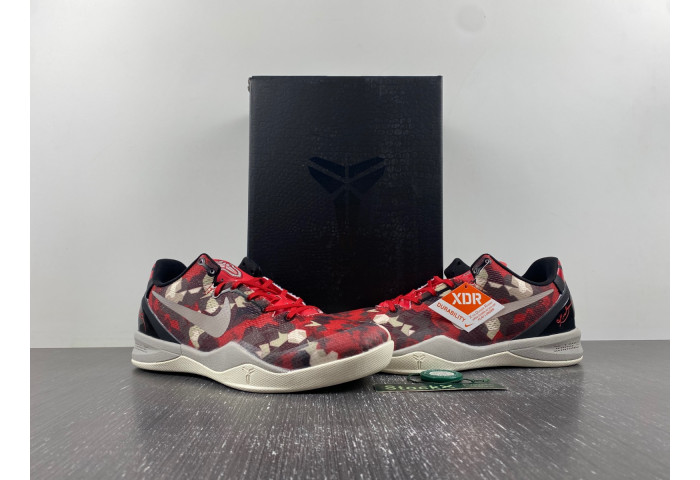 NNIKE Kobe 8 System "Milk Snake" 555035-601