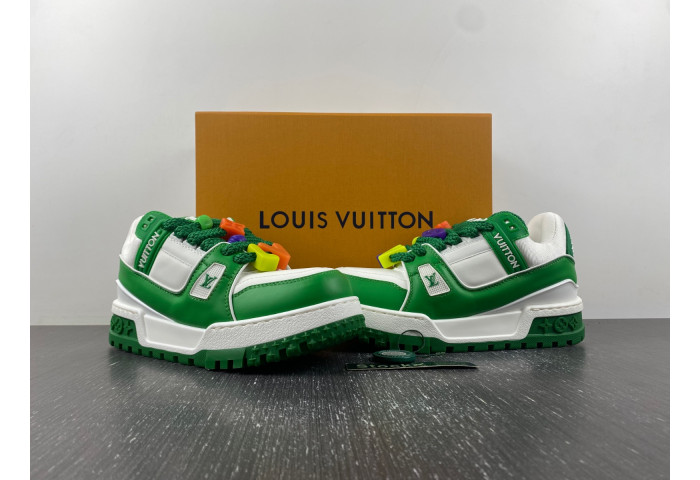 l**is V*t*n lv trainer