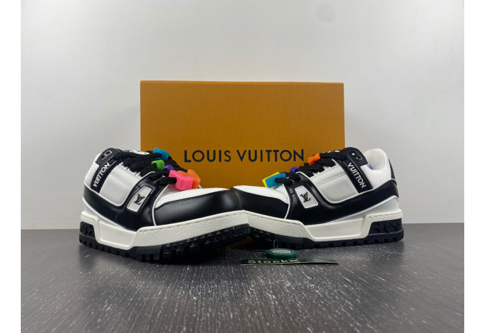 l**is V*t*n lv trainer