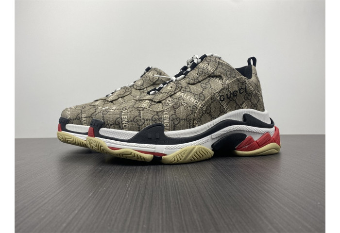 gc x Ba*len*cia*ga sneaker 681066ulz10 9795