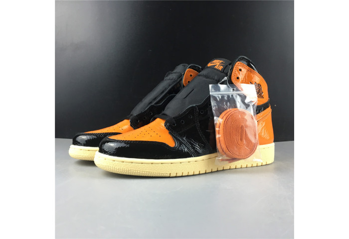 AIR JORDAN 1 SHATTERED BACKBOARD 3.0 555088-028