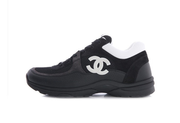 Ch*el sneaker