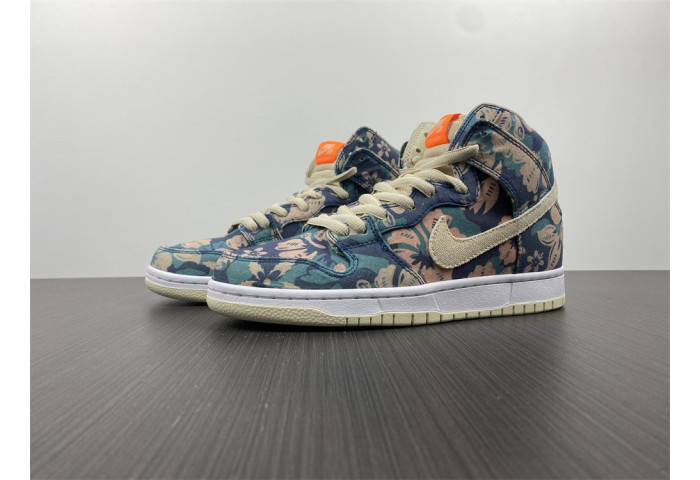 Dunk High SB 