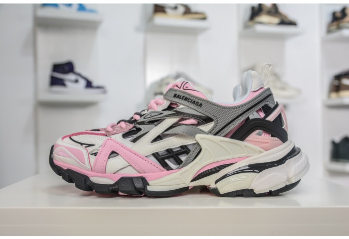 Ba*len*cia*ga track trainer