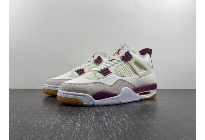 NIKE SB X AIR JORDAN 4  “Sapphire” DR5415-102