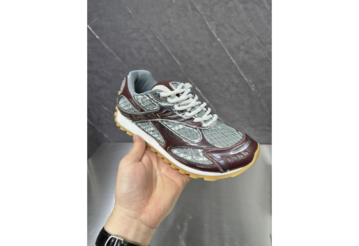 Bo*te*ga ve*ne*ta orbit sneaker