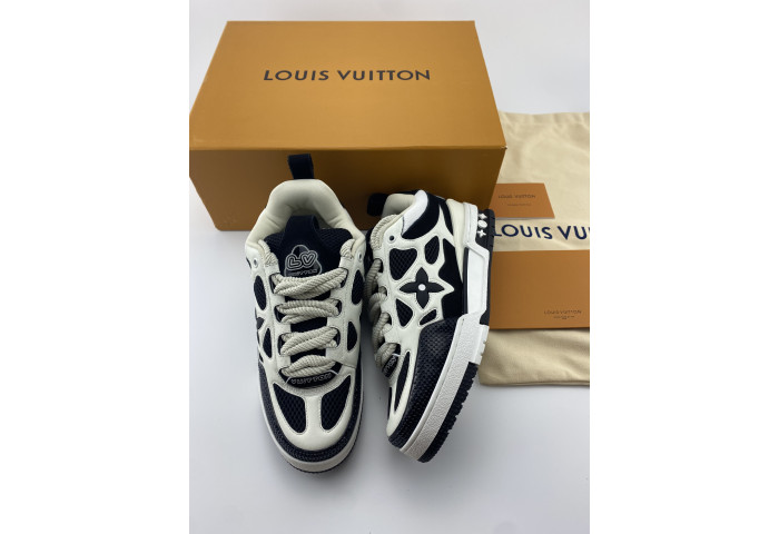 l**is V*t*n skate trainer