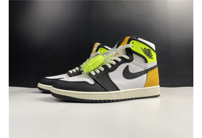 AIR JORDAN 1 HIGH OG “VOLT GOLD 555088-118