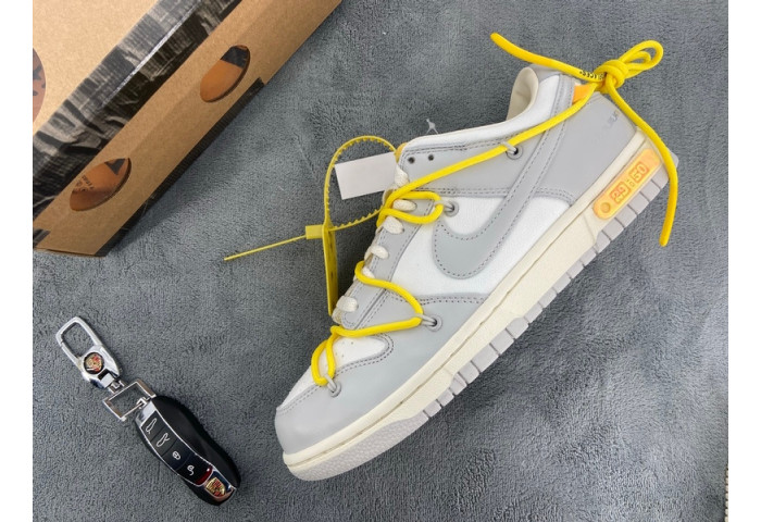 Off-White x Dunk Low