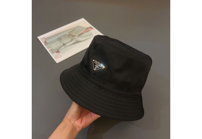 Pra*a re-nylon hat