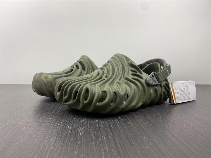 Cr*0*s pollex clog by salehe bembury cucumber 207393-309