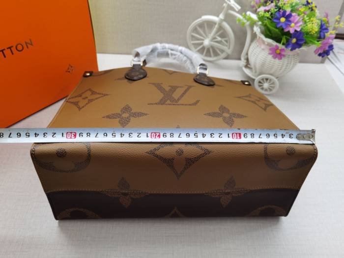 LV BAG ONTHEGO MM