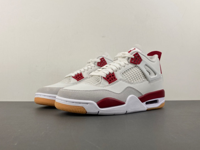 Nike SB x Air Jordan 4 Retro SP ''Varsity Red'' DR5415-106