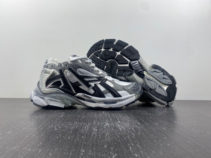 Ba*len*cia*ga 7.5 677403-w3rb5-9012