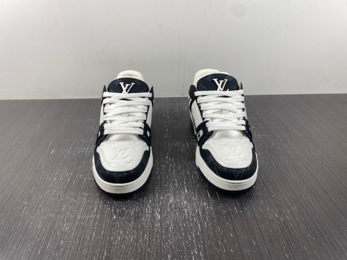 Louis Vuitton LV trainer