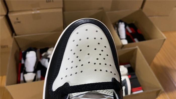 Jordan 1 Retro High Dark Mocha 555088-105