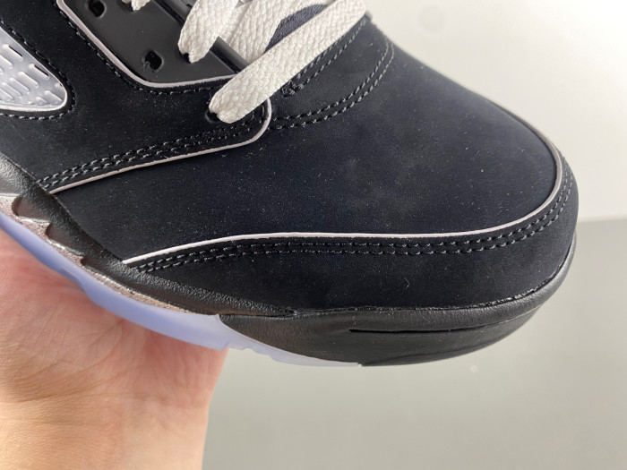 Air Jordan 5 “Black Metallic Reimagined” HF3975-001