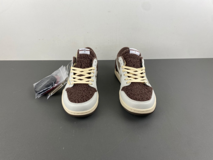 AIR JORDAN 1 LOW TRAVIS SCOTT LABUBU DM7866-717
