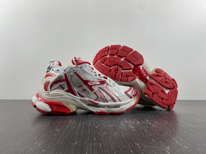 Ba*len*cia*ga runner 677402w3rb29060