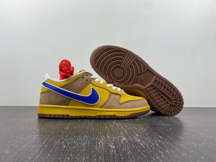 NIKE Dunk Low ” Newcastle Brown Ale ” 313170 741