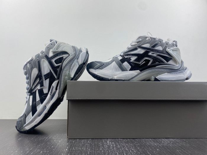 Ba*len*cia*ga 7.5 677403-w3rb5-9012