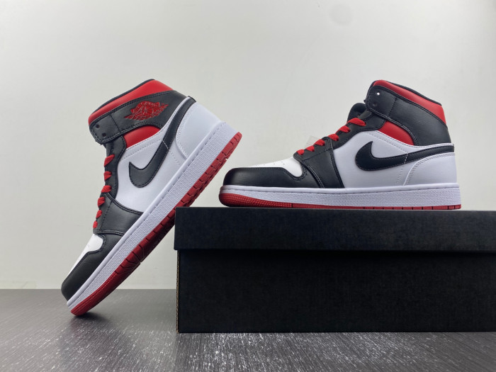 AIR JORDAN 1 MID DQ8426-106