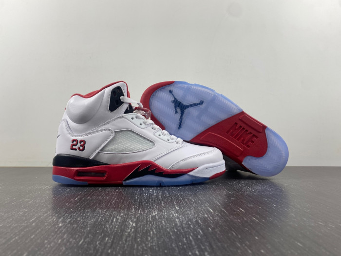 Air Jordan 5 “Fire Red”  136027-120