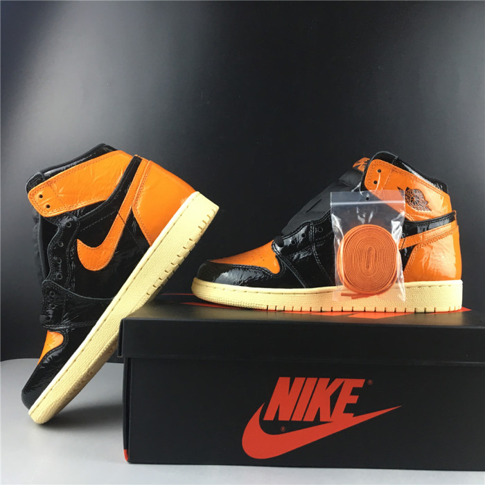 AIR JORDAN 1 SHATTERED BACKBOARD 3.0 555088-028
