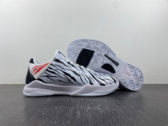 NIKE KOBE v 5  protro DB4796-004
