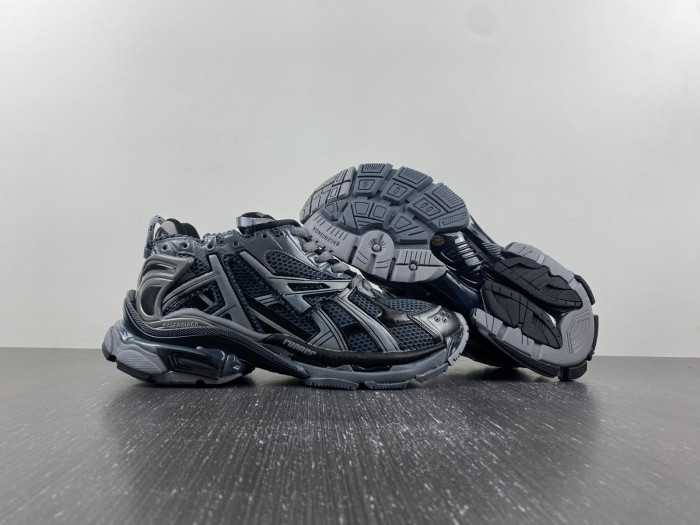 Ba*len*cia*ga runner 677403w3rbr1515