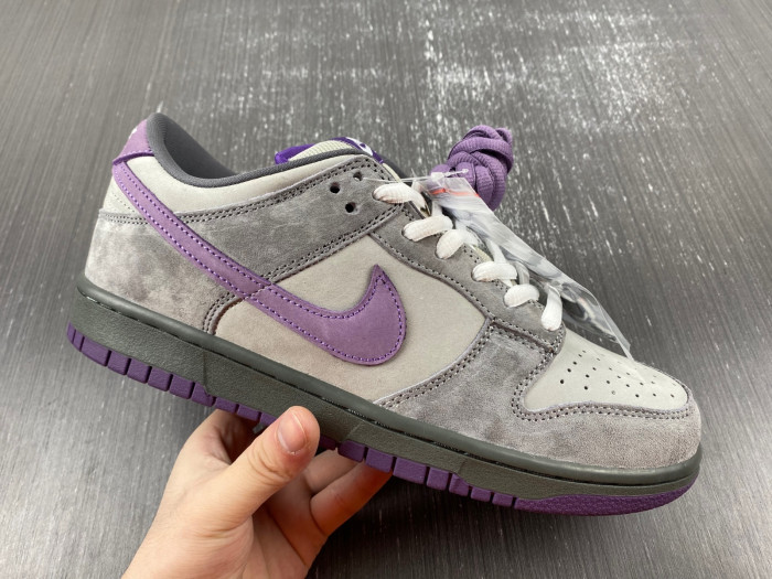 Nike Dunk SB Low Purple Pigeon 304292-051