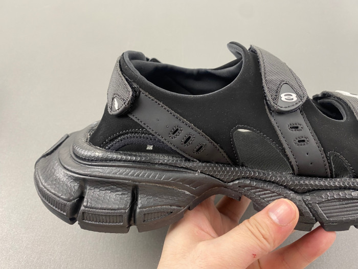 Ba*len*cia*ga sandal