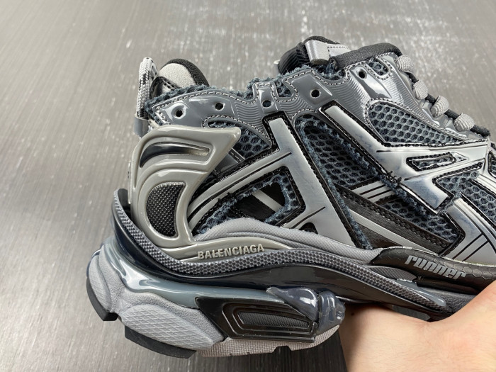 Ba*len*cia*ga runner 677403w3rbr1515