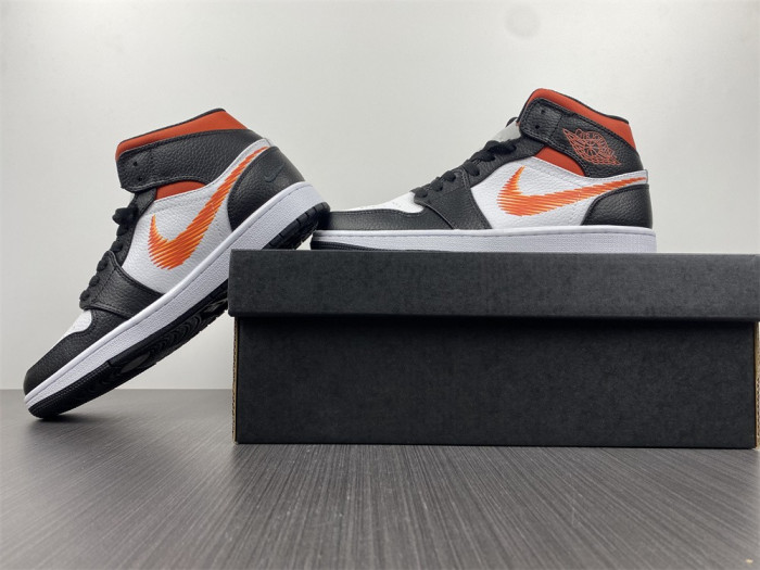 Air Jordan AIR JORDAN 1 MID 