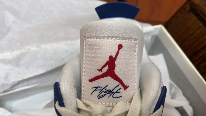 Nike SB x Air Jordan 4 “Navy” (2025) DR5415-100