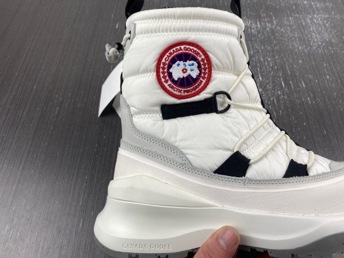 CANADA GOOSE WOMENS TORONTO 7783W