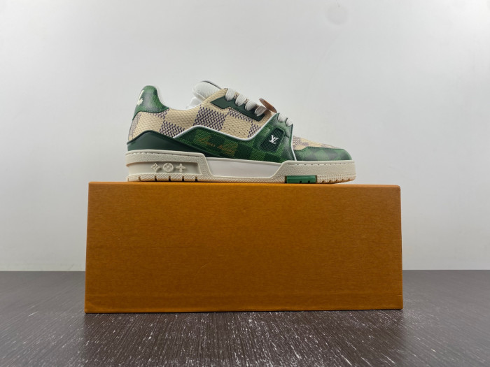 LV ARCH LIGHT SNEAKER