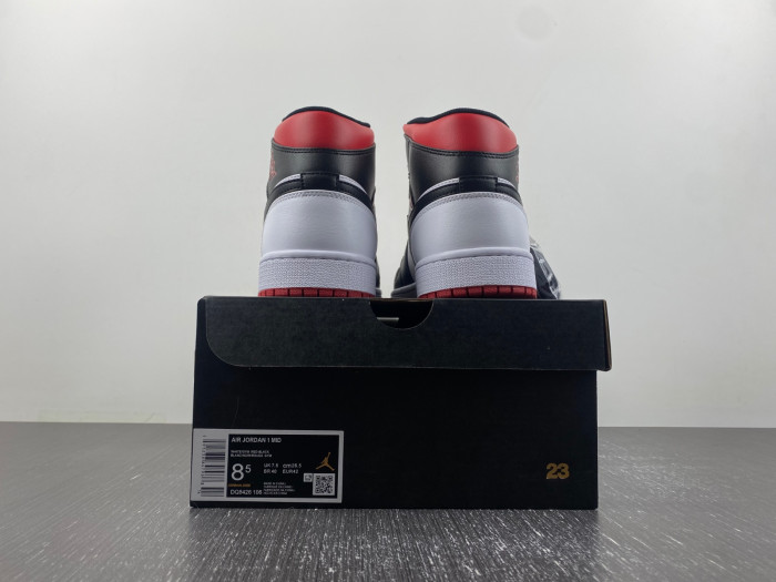 AIR JORDAN 1 MID DQ8426-106