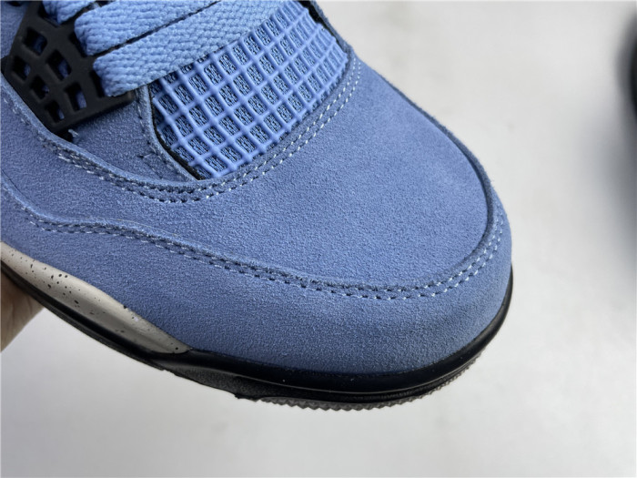 Jordan 4 Retro University Blue CT8527-400
