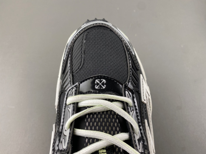 Off White C/O Virgil Abloh