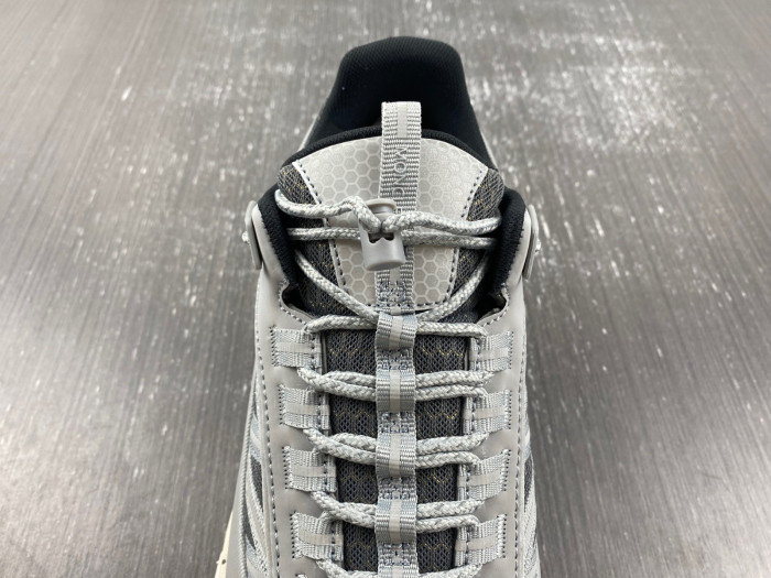 Moncler Trailgrip GTX Gray