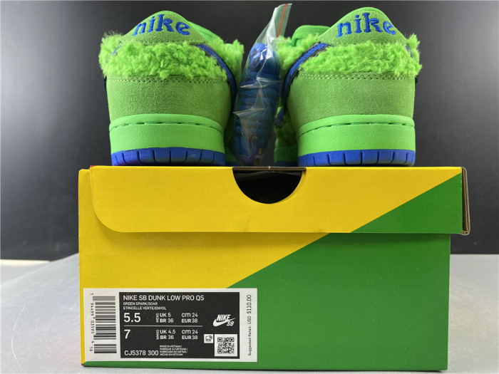 GRATEFUL DEAD X NIKE SB DUNK LOW “GREEN BEAR” CJ5378-300