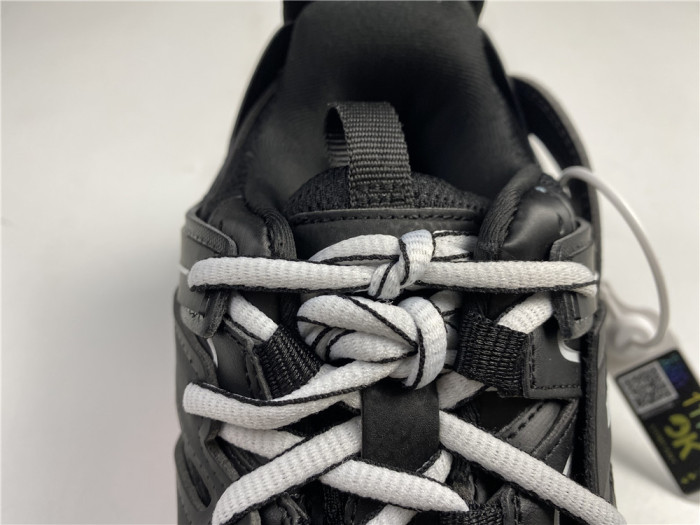 Ba*len*cia*ga track led black  555036w2gb11000