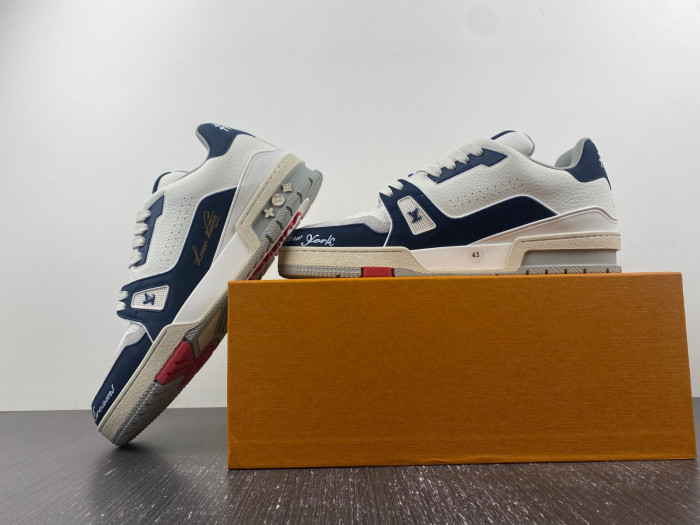 l**is V*t*n lv trainer