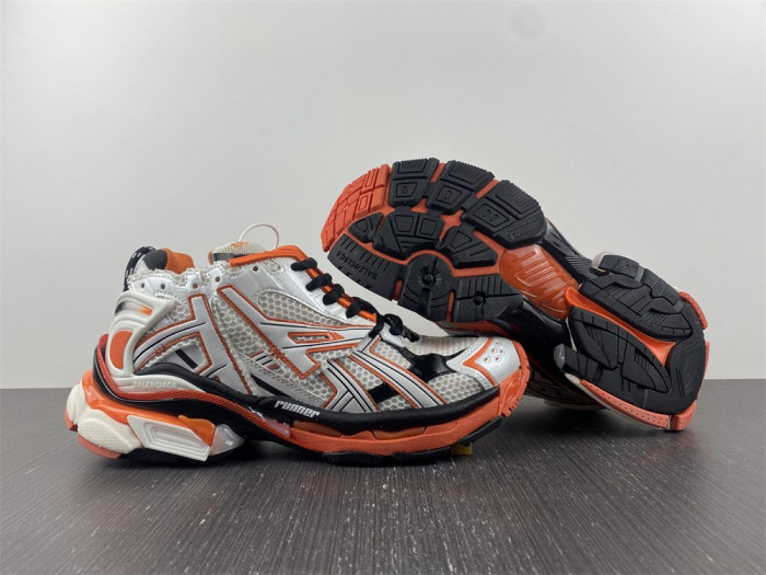 Ba*len*cia*ga 7.0 677403-w3rb7-9051