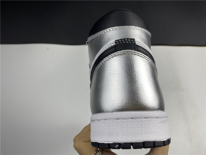 Jordan 1 Retro High Silver Toe  CD0461-001
