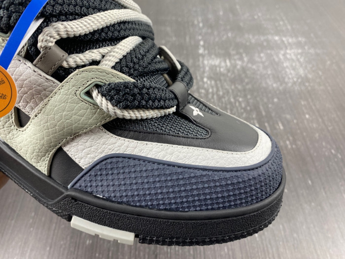 L*V ARCH LIGHT SNAEKER