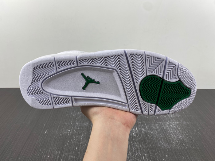Jordan 4 Retro Metallic Green CT8527-113