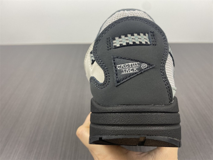 Travis Scott x Nike Air Max 1 Dusty Sage  DO9392-001